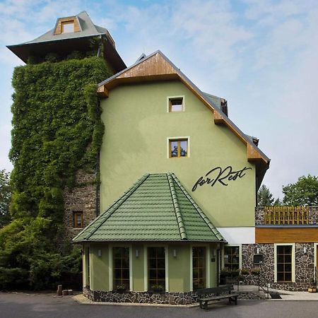 Forrest Hotel Chomutov Luaran gambar