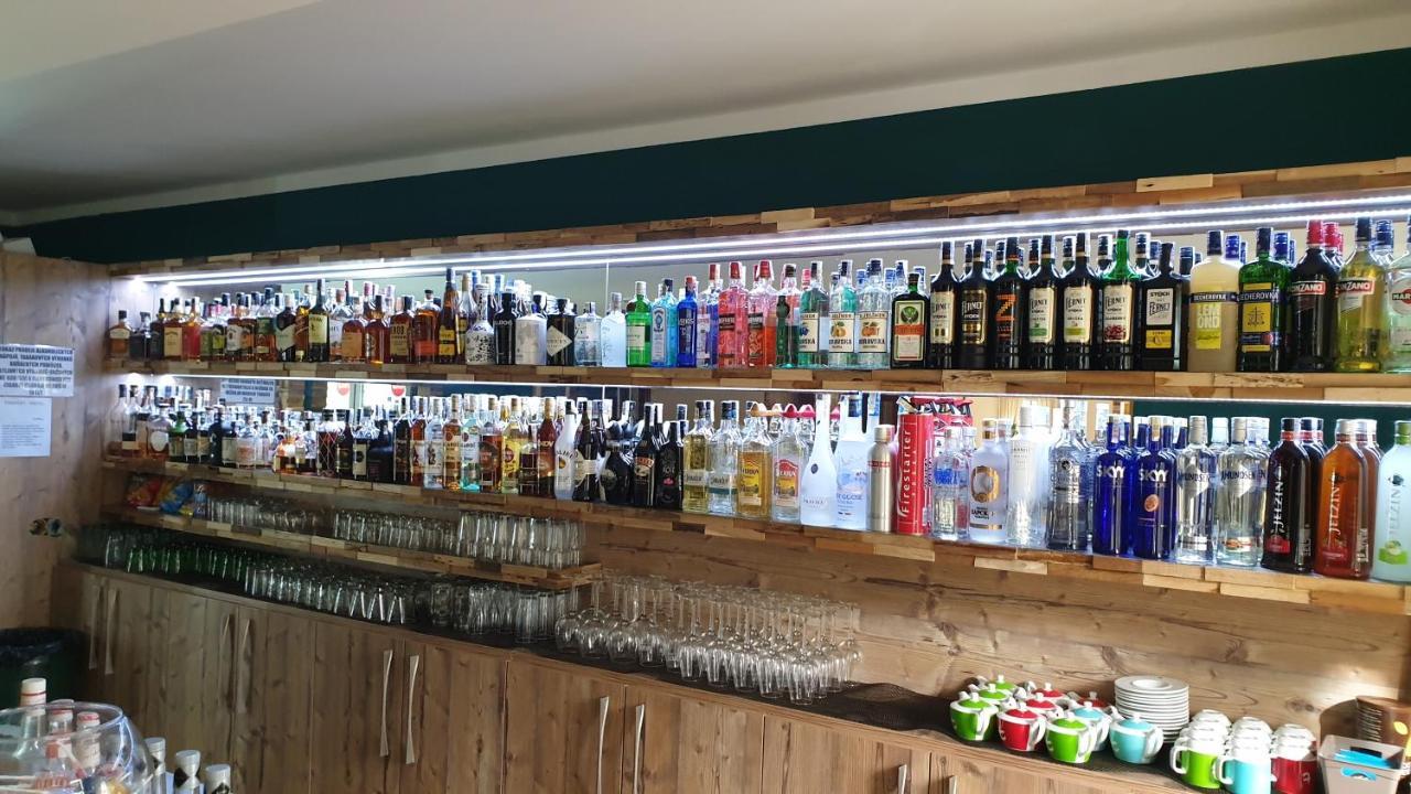 Forrest Hotel Chomutov Luaran gambar