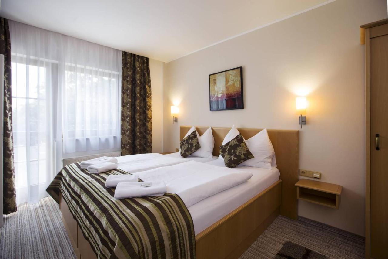 Forrest Hotel Chomutov Luaran gambar