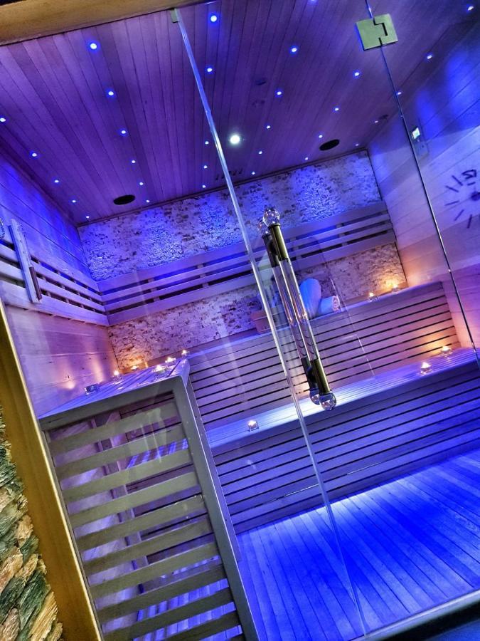 Forrest Hotel Chomutov Luaran gambar