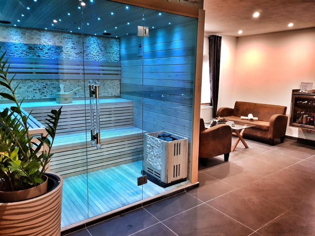 Forrest Hotel Chomutov Luaran gambar