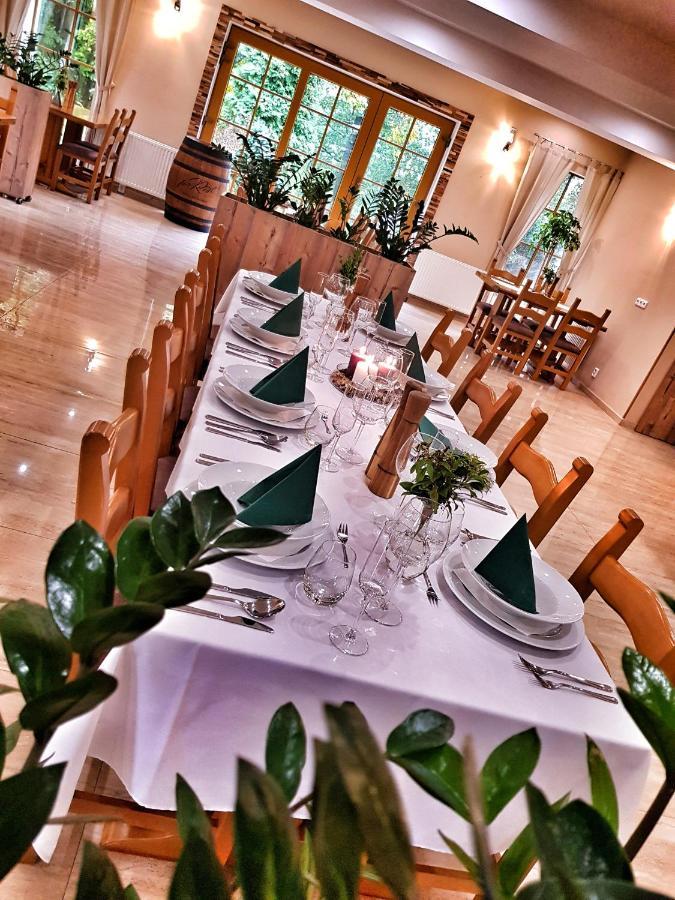 Forrest Hotel Chomutov Luaran gambar