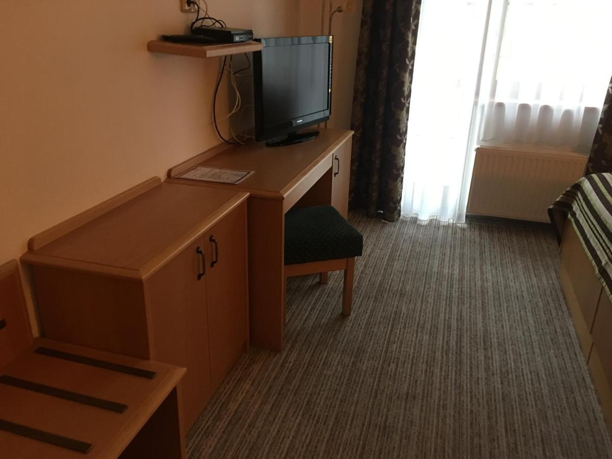 Forrest Hotel Chomutov Luaran gambar